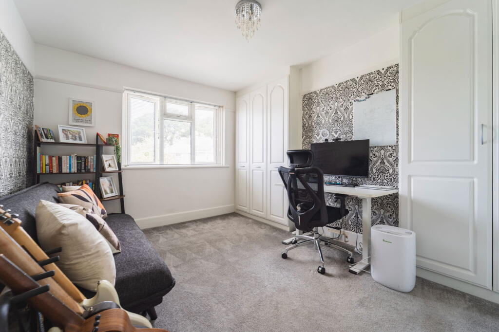 Additional image 19 of St. Johns Road, Christchurch, BH23 1LX