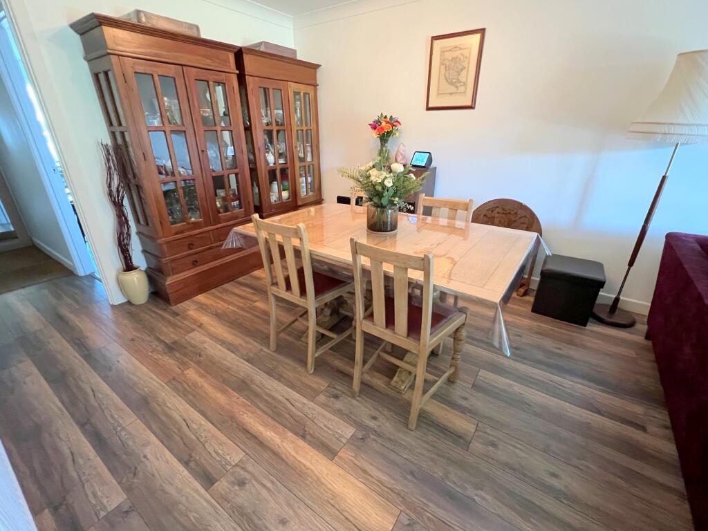 Additional image 10 of Knighton Park, Sea Road, Barton On Sea, New Milton, Hampshire. BH25 7PG