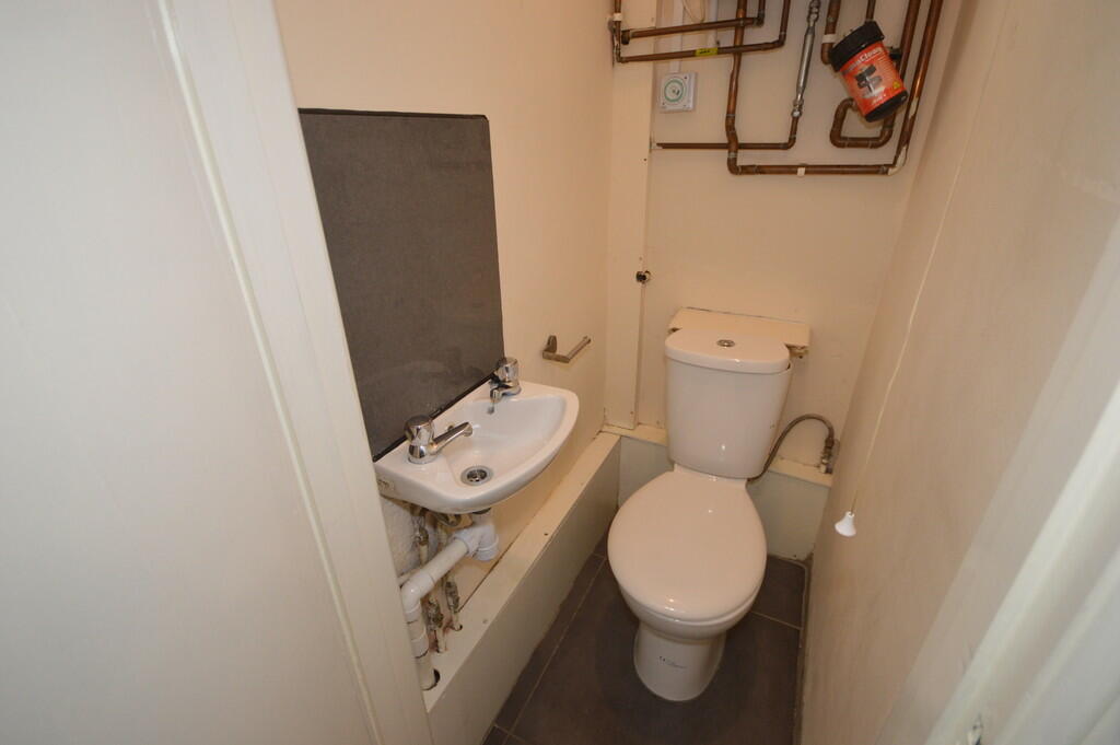 Additional image 36 of Stanfield Road, Winton