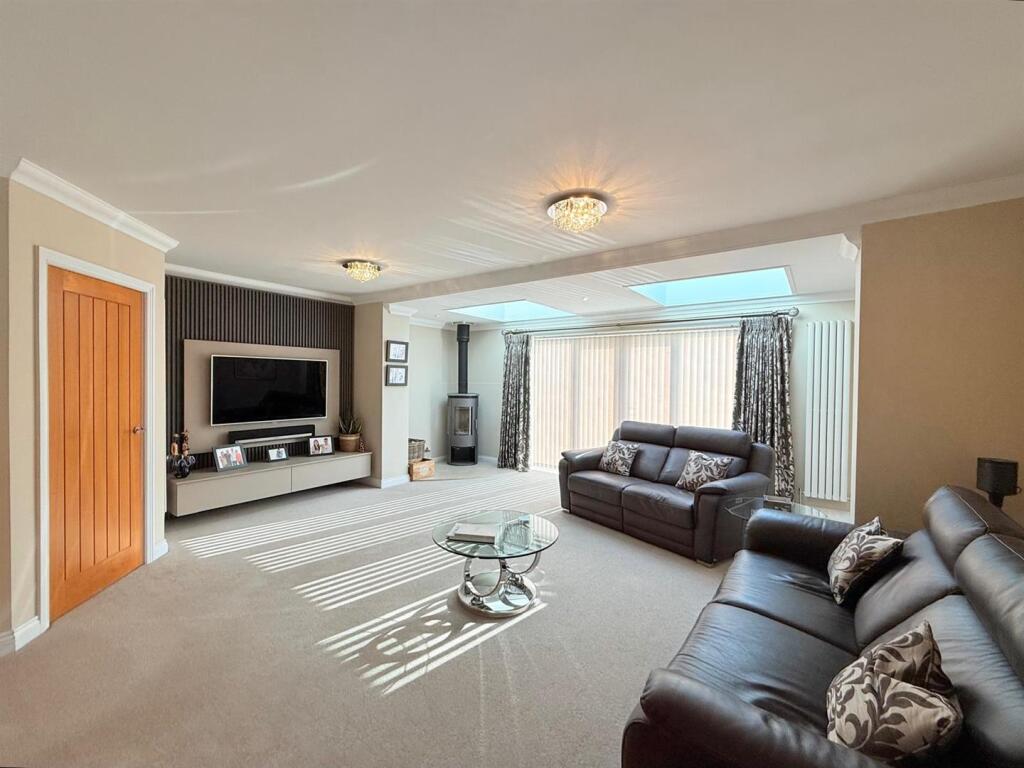 Additional image 4 of Lone Pine Drive, West Parley, Ferndown