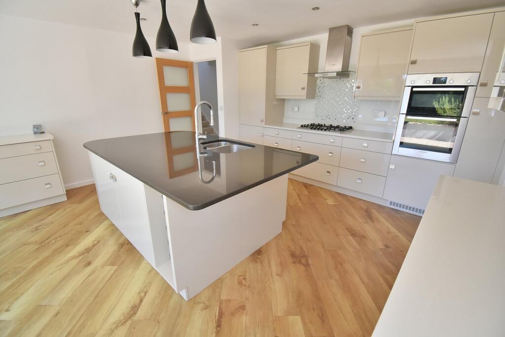 Additional image 6 of Robins Wood Drive, Ferndown, BH22