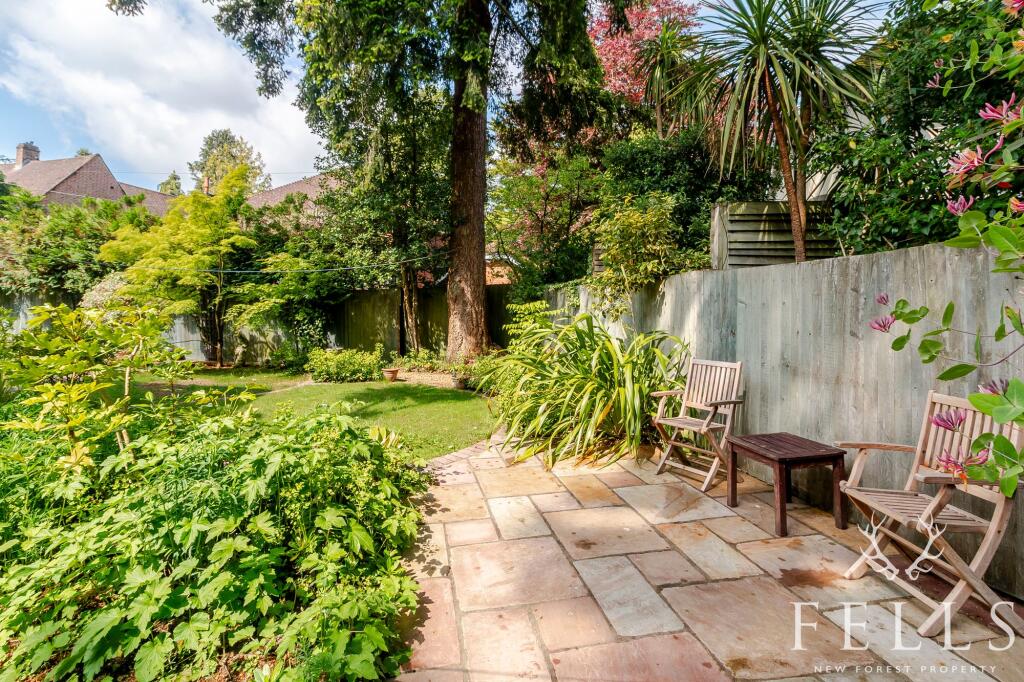 Additional image 8 of Wimborne Road East, Ferndown, BH22