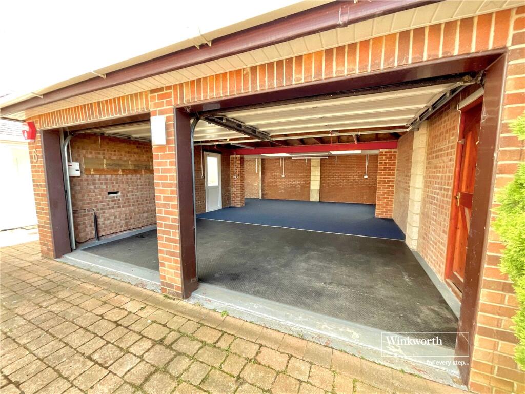 Additional image 17 of Vecta Close, Friars Cliff, Christchurch, Dorset, BH23