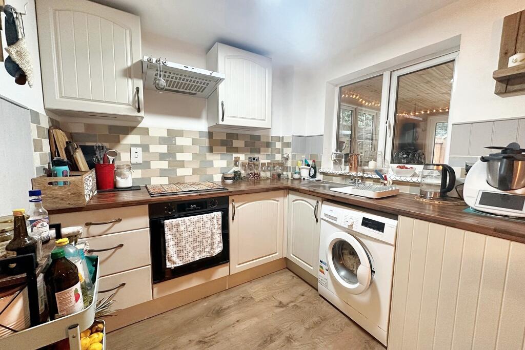 Additional image 3 of Ringwood