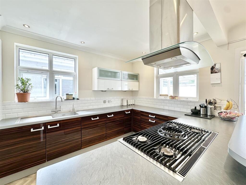 Additional image 5 of West Way, Bournemouth