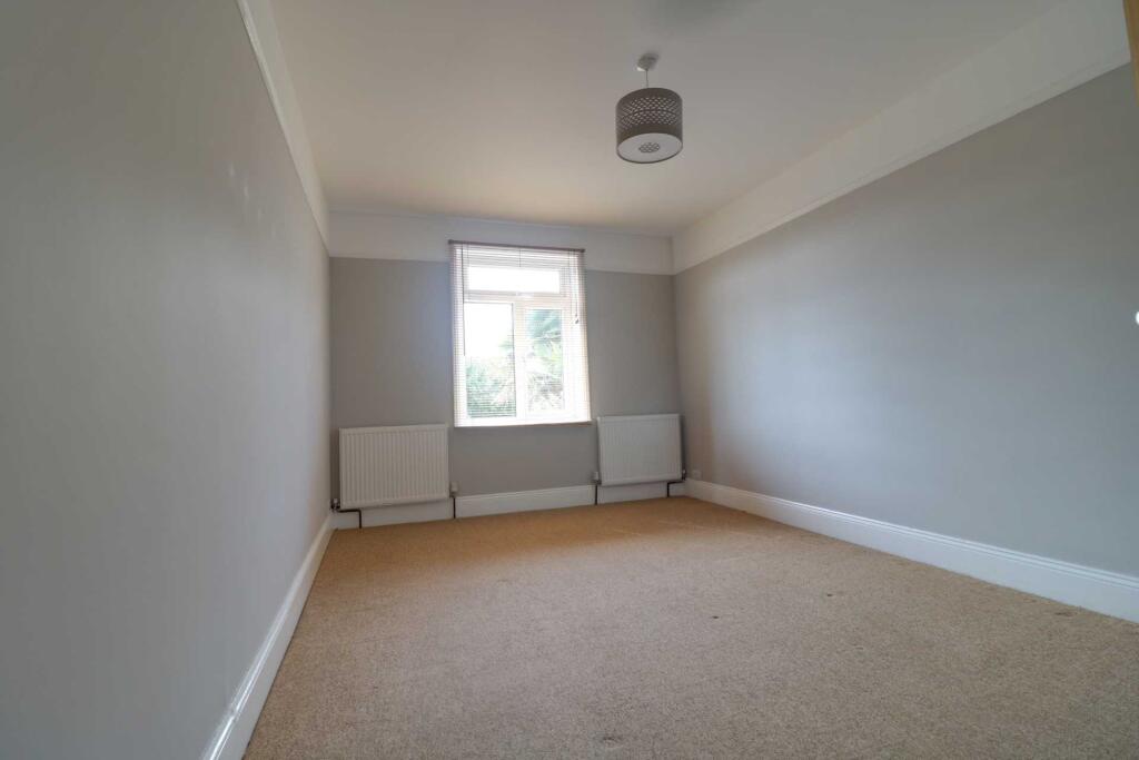 Additional image 4 of Close Queens Park Border / Charminster * Great Rental*