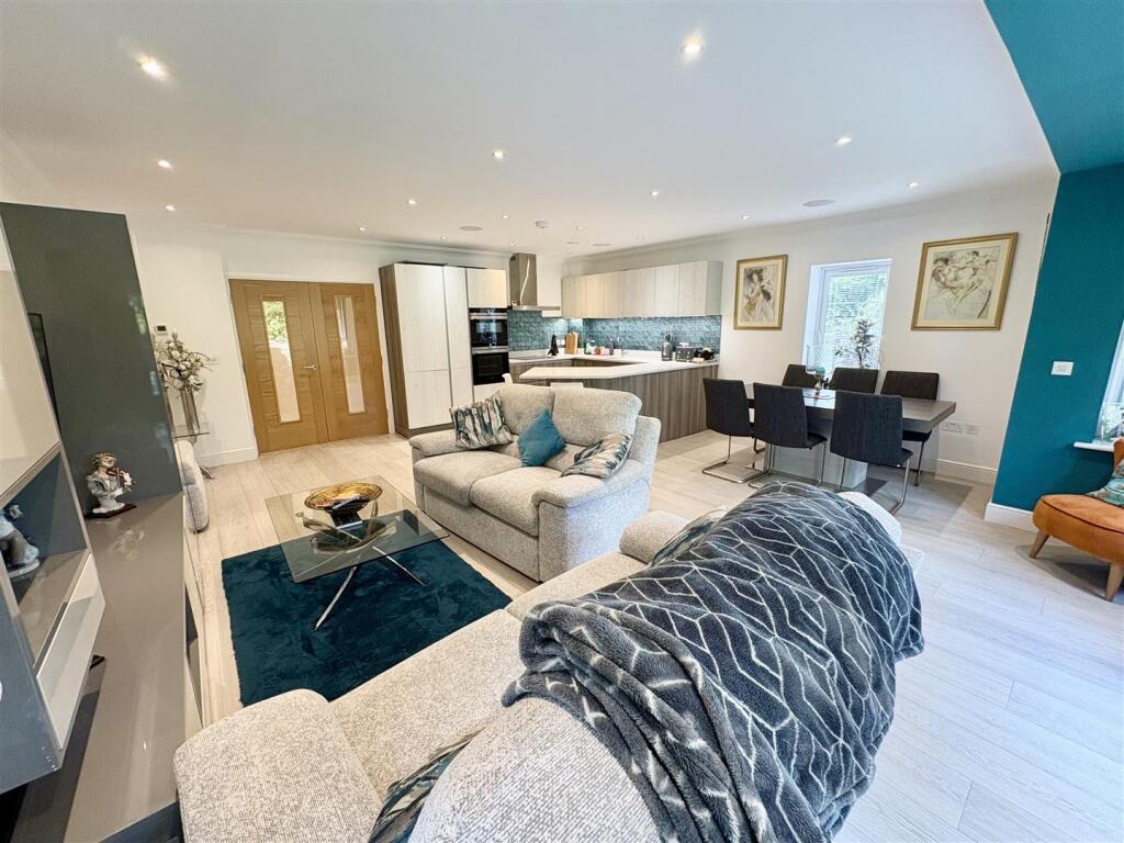 Additional image 21 of 38 Golf Links Road, Ferndown