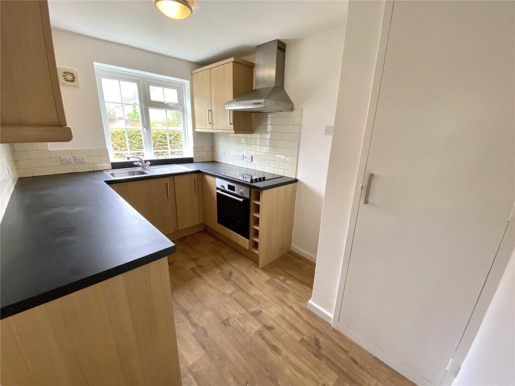 Additional image 12 of Orchard Mead, Linden Gardens, Ringwood, Hampshire, BH24