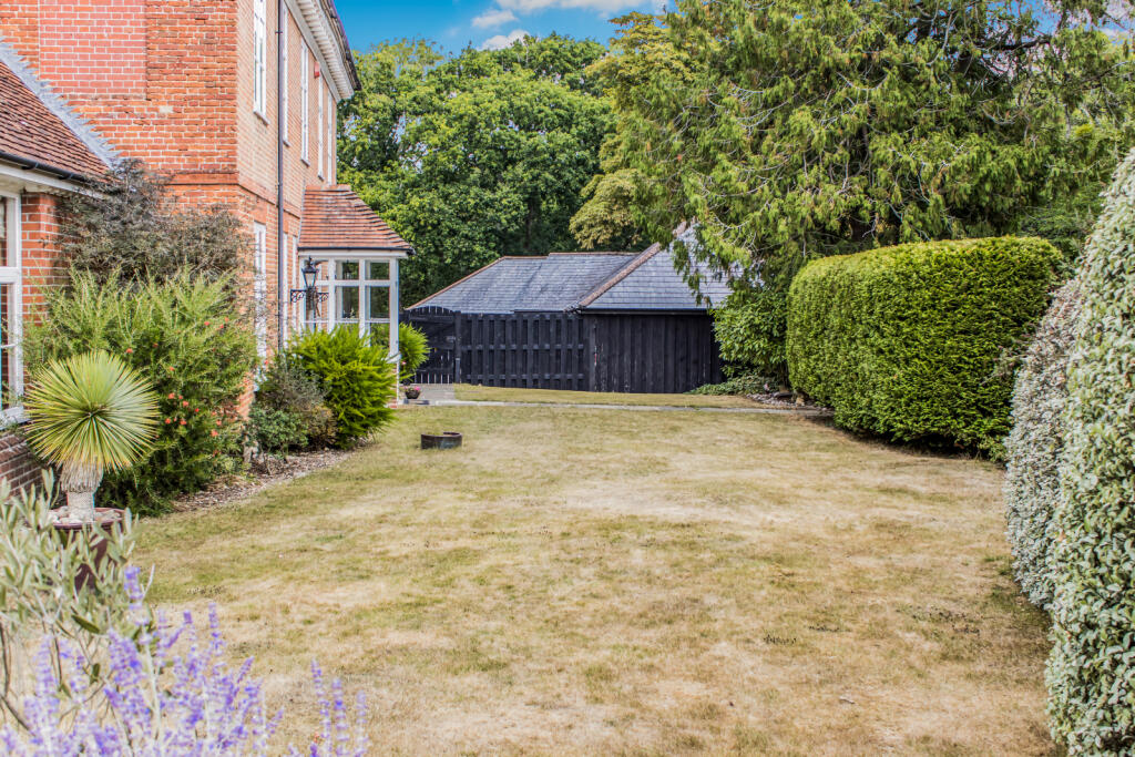 Additional image 27 of Lake Grove Road, New Milton, Hampshire, BH25