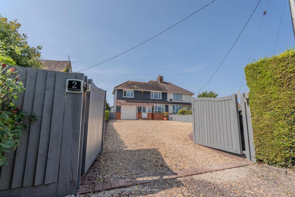 Additional image 24 of Horton