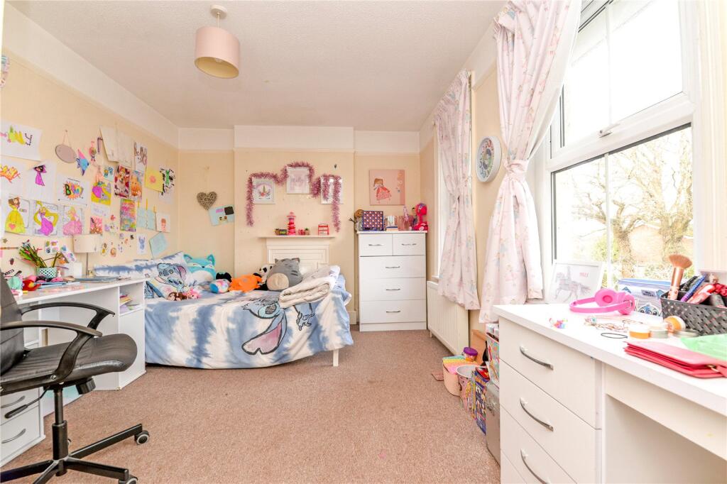 Additional image 7 of Mount Avenue, New Milton, Hampshire, BH25