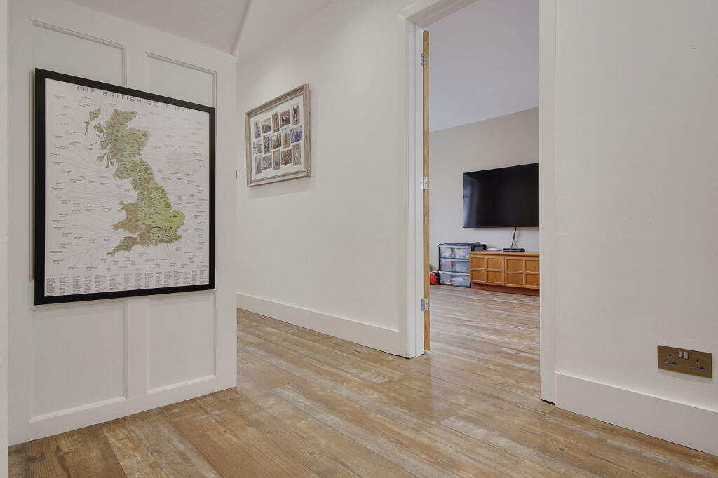 Additional image 7 of Queens Park, Bournemouth, BH8 9HZ