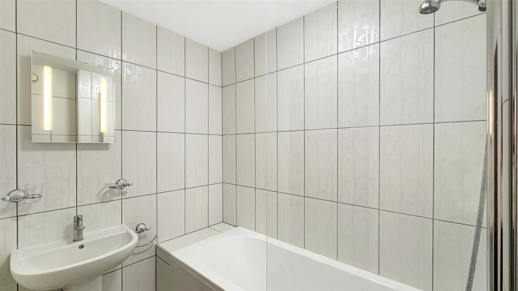 Additional image 15 of Sandbourne Road, Alum Chine