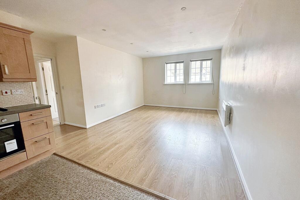 Additional image 11 of Verwood