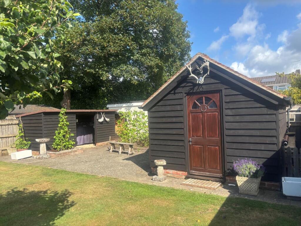 Additional image 23 of Avenue Road, Walkford, Christchurch