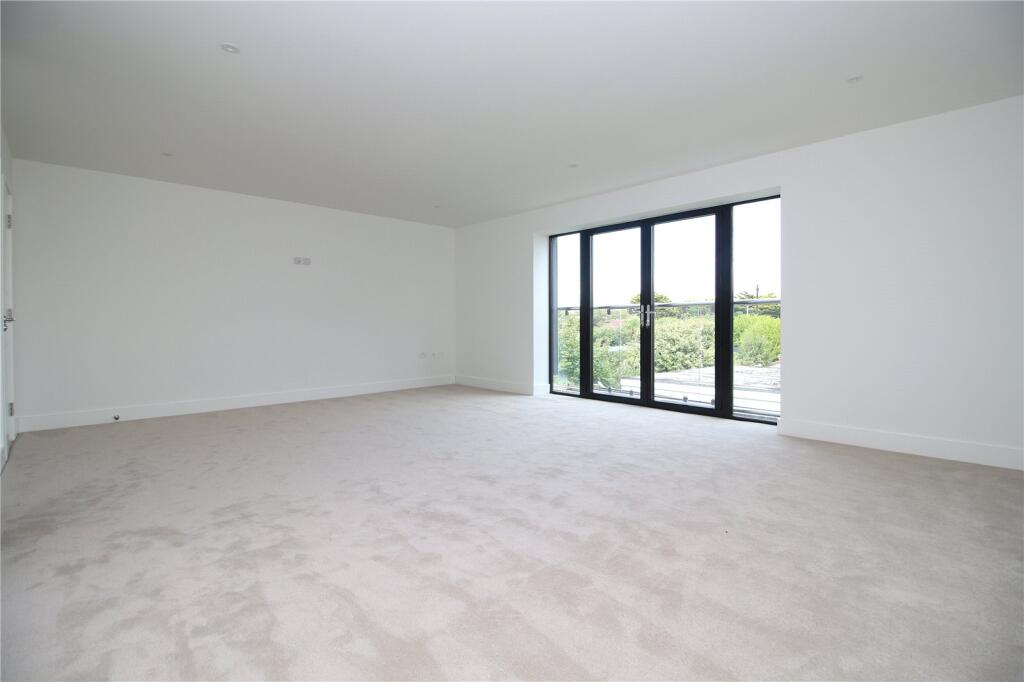 Additional image 13 of First Marine Avenue, Barton On Sea, Hampshire, BH25