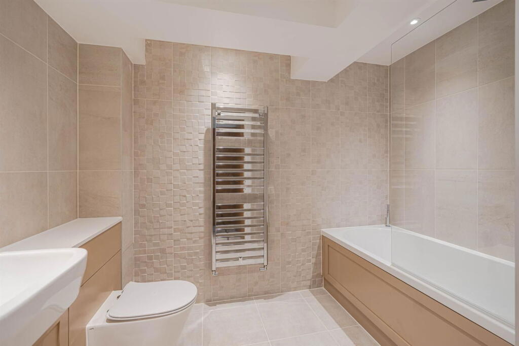 Additional image 8 of 14 Church Lane, Christchurch, Dorset, BH23 1FF