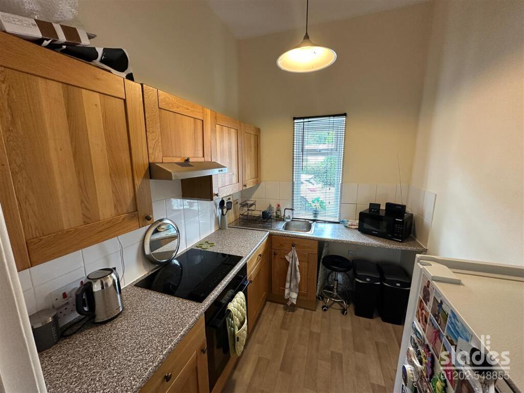 Additional image 9 of York Towers, 5 Pine Tree Glen, Westbourne