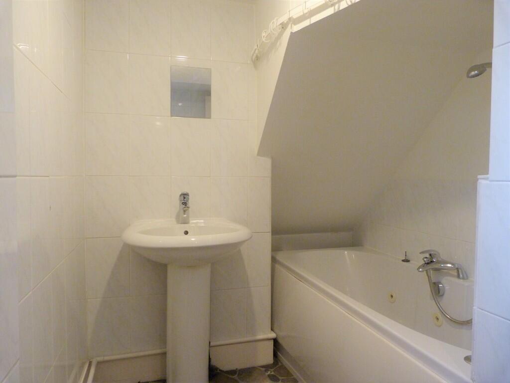 Additional image 6 of Holdenhurst Road, Bournemouth