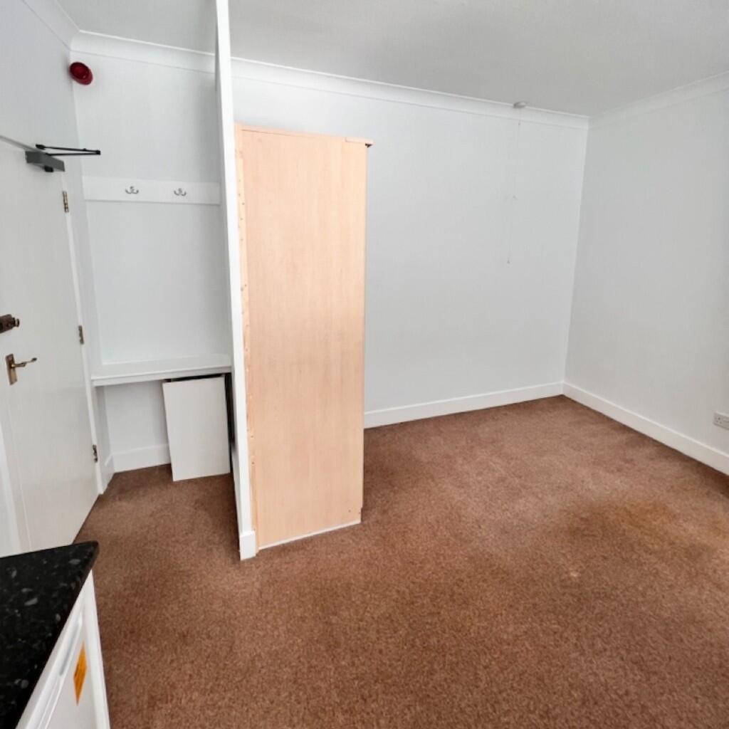 Additional image 10 of Norwich Avenue, Bournemouth