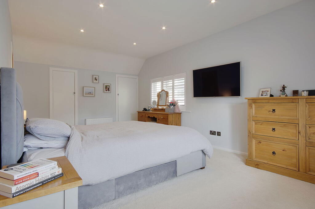 Additional image 29 of Queens Park, Bournemouth, BH8 9HZ