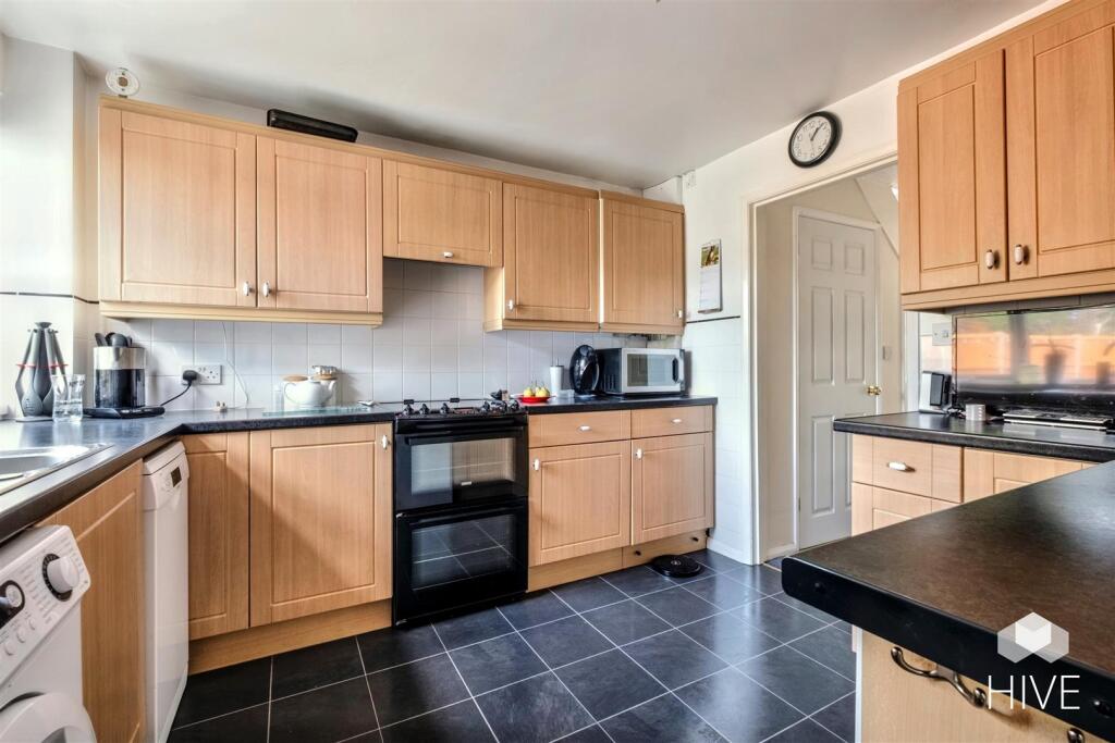 Additional image 7 of Old Barn Close, Ringwood