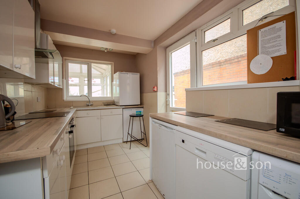 Additional image 32 of Lystra Road, Moordown