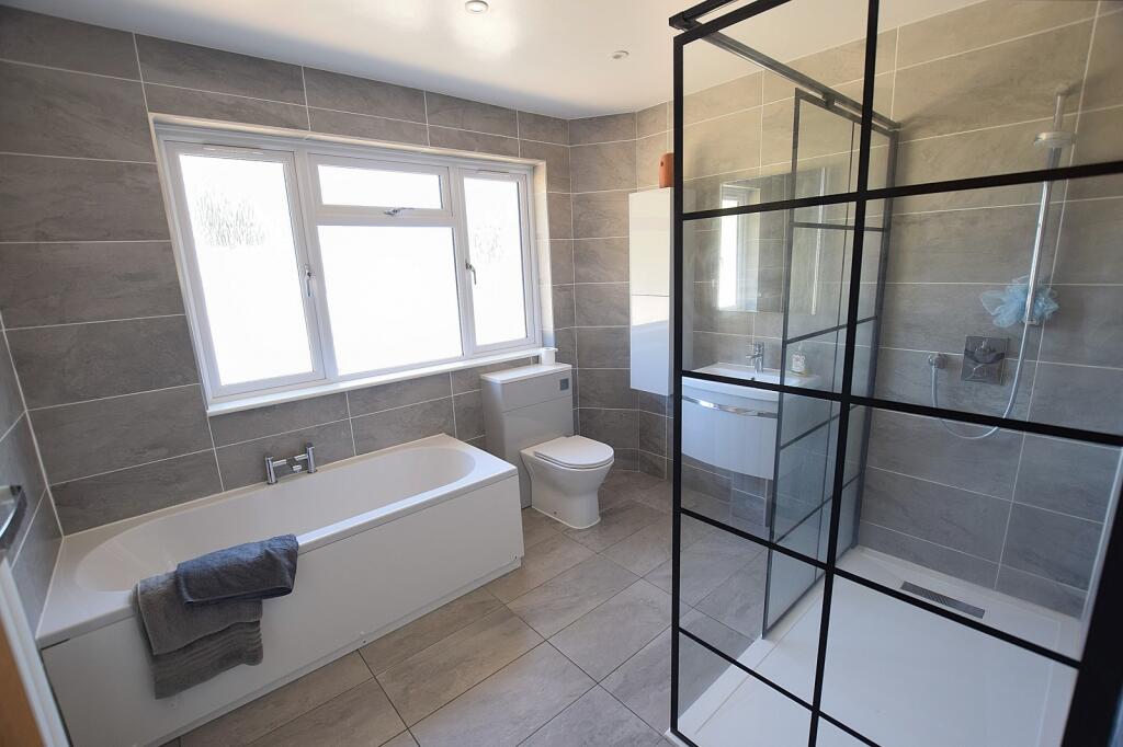 Additional image 10 of New Lane, New Milton, Hampshire. BH25 5TD