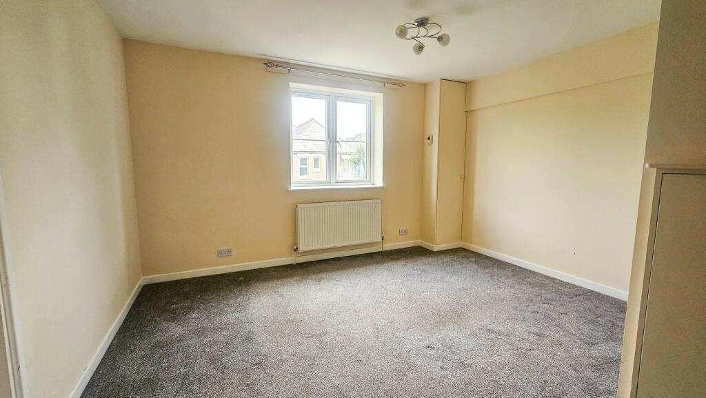 Additional image 10 of 2 bed flat on Belvedere Road