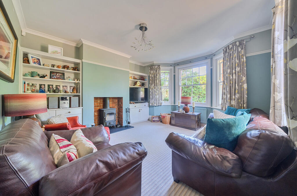 Additional image 4 of Chestnut Avenue, Barton on Sea, New Milton, BH25