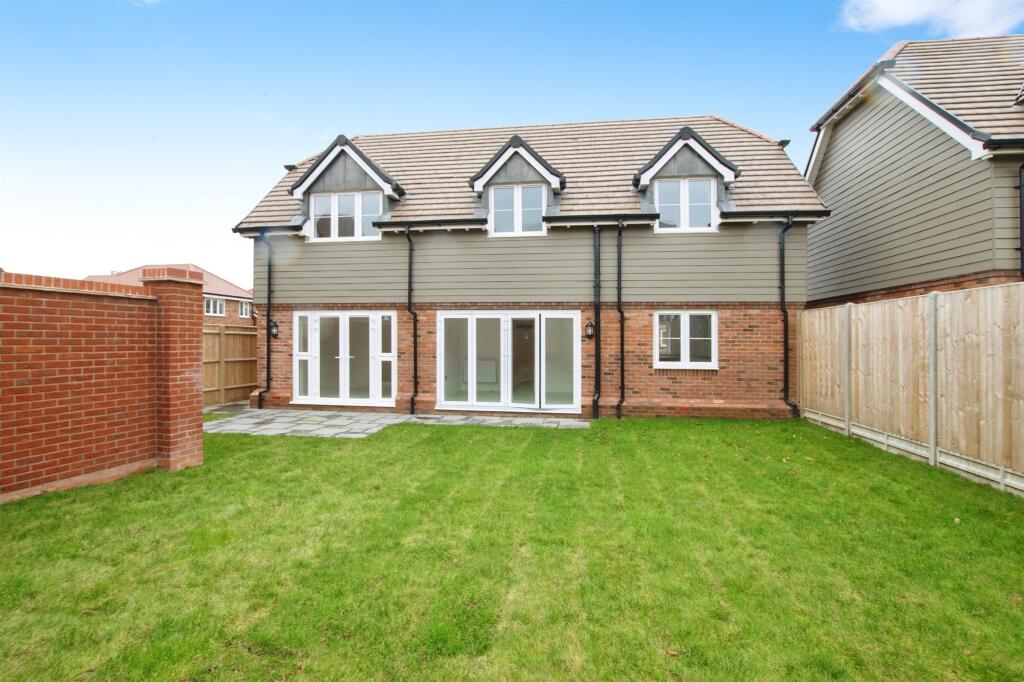 Additional image 19 of Edmondsham Road, Verwood