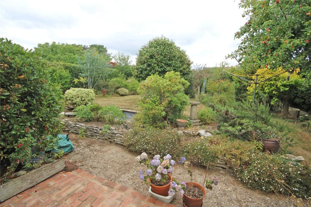 Additional image 13 of Seaward Avenue, Barton on Sea, New Milton, Hampshire, BH25