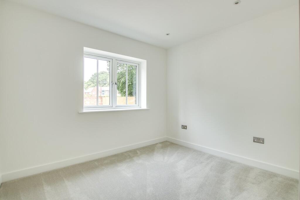 Additional image 6 of 173 Lymington Road, Highcliffe, Christchurch, BH23