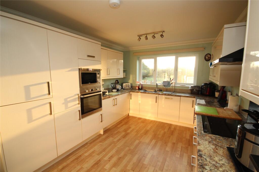 Additional image 7 of Oaks Drive, St. Leonards, Ringwood, Hampshire, BH24