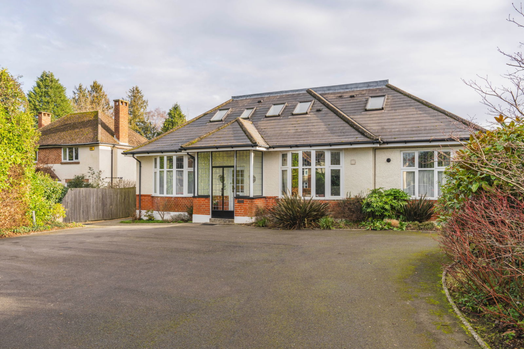 Additional image 3 of Hanfield Lodge, Gravel Hill, Wimborne, BH21 1RW