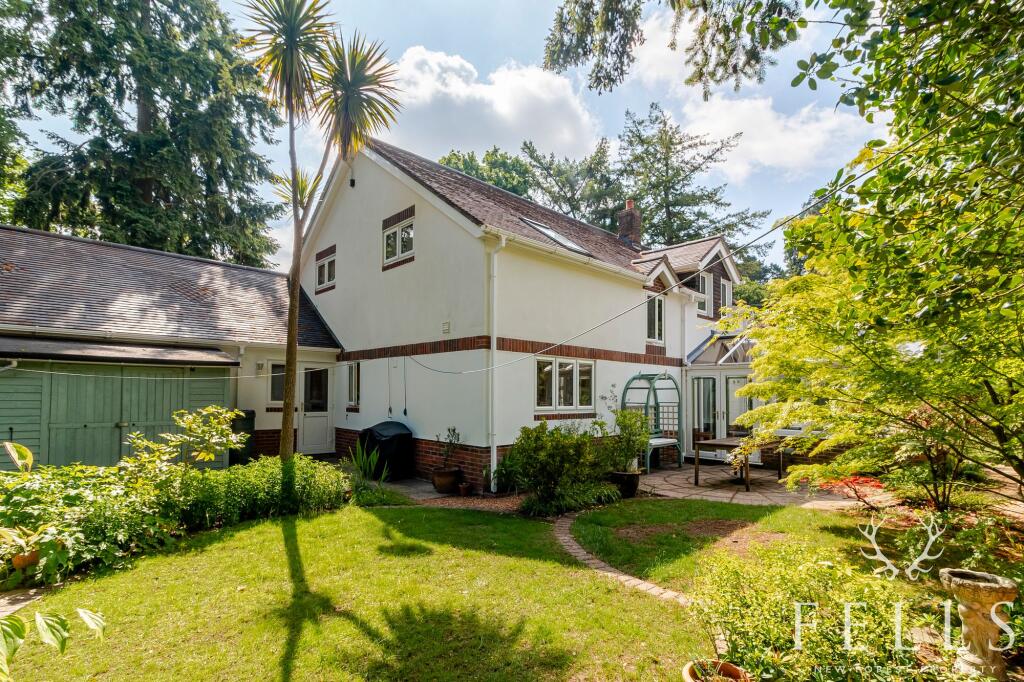 Additional image 6 of Wimborne Road East, Ferndown, BH22