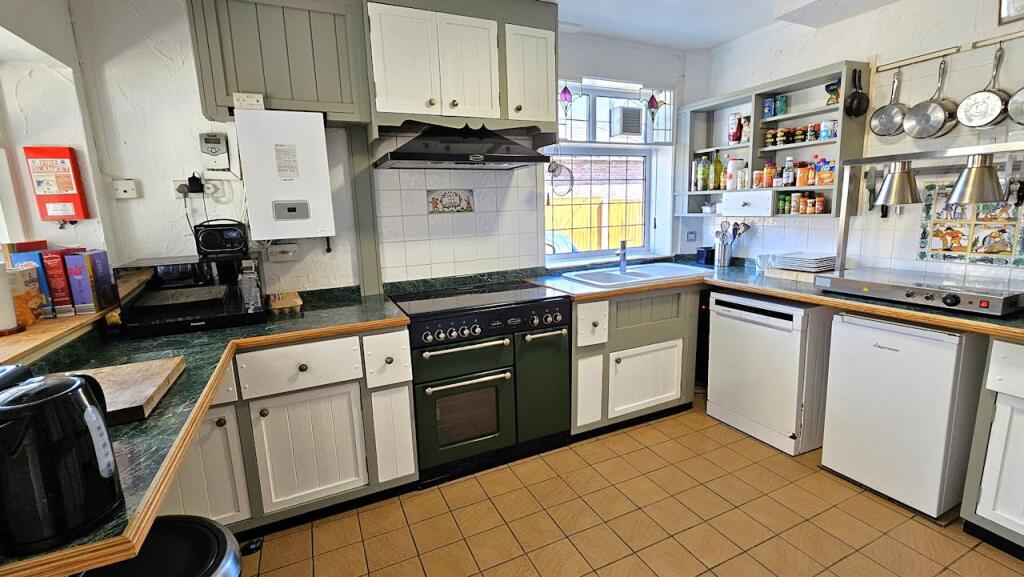 Additional image 4 of Spurwing Guest House, 10 Sandford Road, Wareham, BH20 4DH