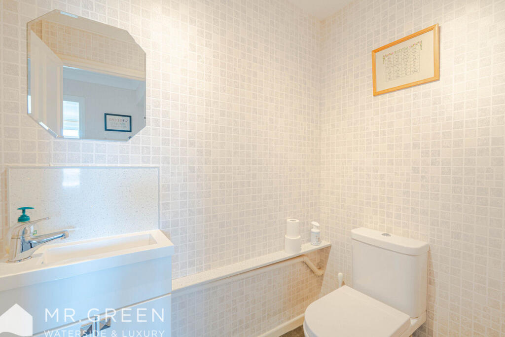 Additional image 10 of Southbourne Sands, 22 Stourwood Avenue, Bournemouth, BH6 3PW