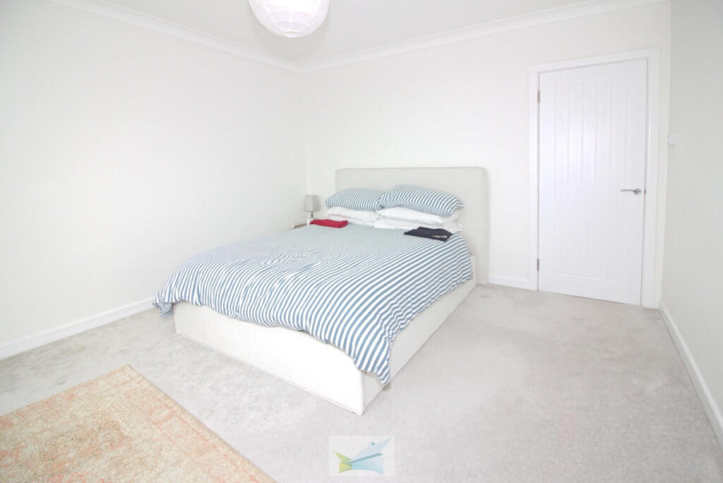 Additional image 5 of Sea Road