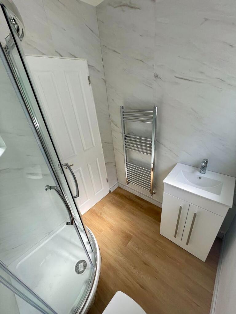 Additional image 13 of Stunning Newly Renovated Flat  - Sea Road - £1600.00 pcm