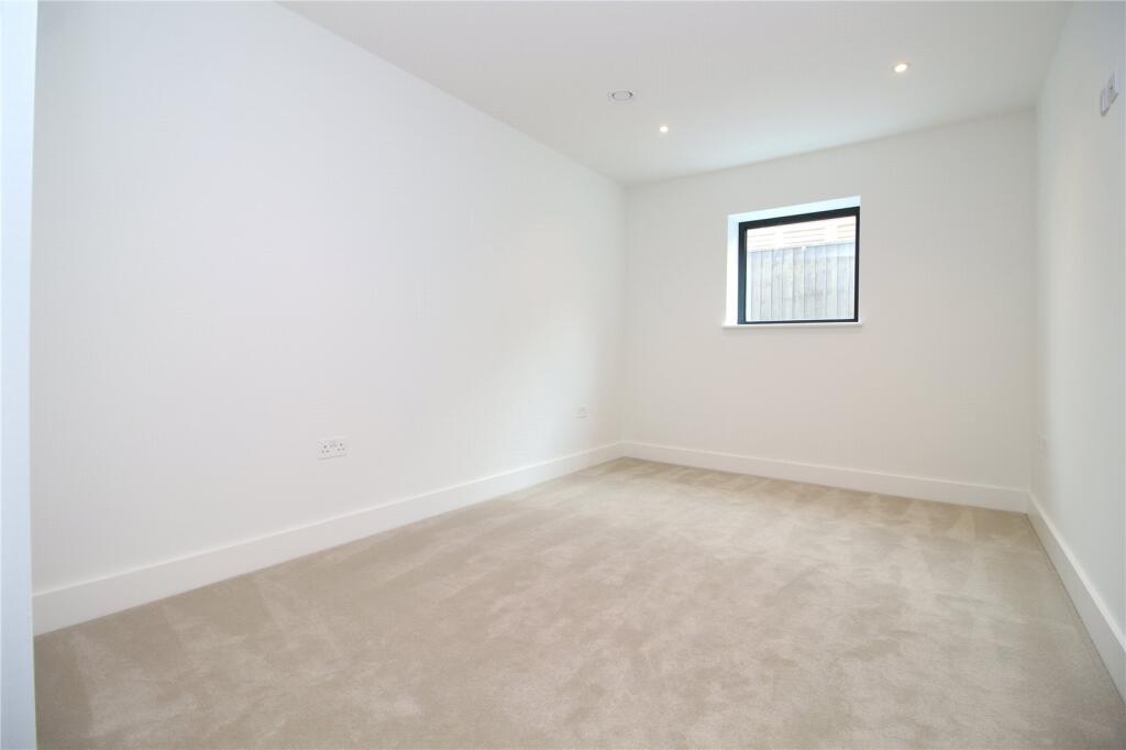 Additional image 17 of First Marine Avenue, Barton On Sea, Hampshire, BH25