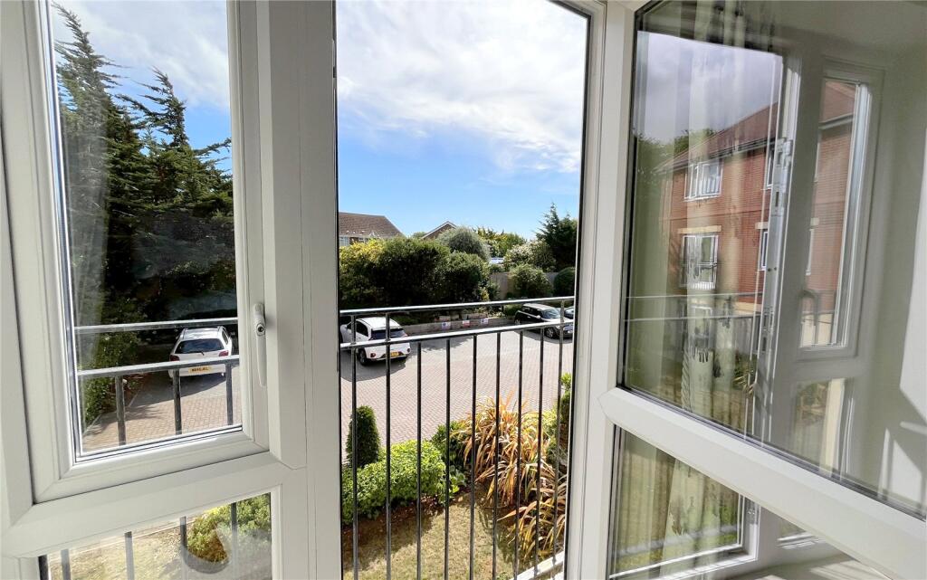 Additional image 8 of Stuart Road, Highcliffe, Christchurch, Dorset, BH23