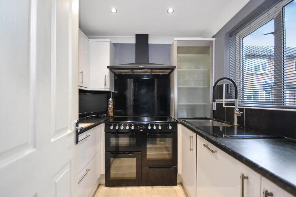 Additional image 2 of Cotswold Close, Verwood