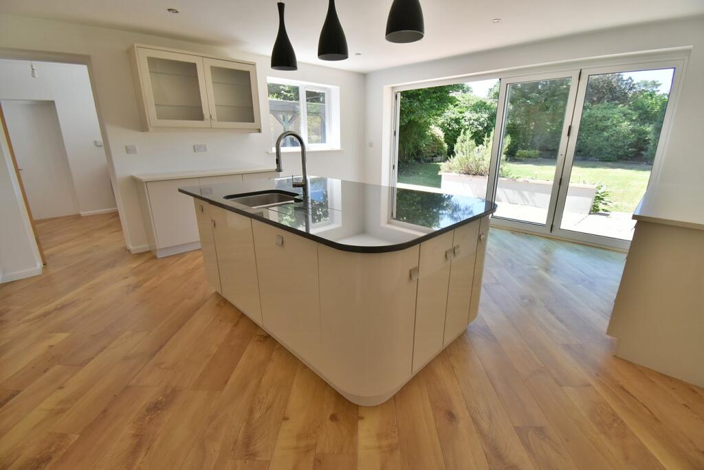 Additional image 4 of Robins Wood Drive, Ferndown, BH22