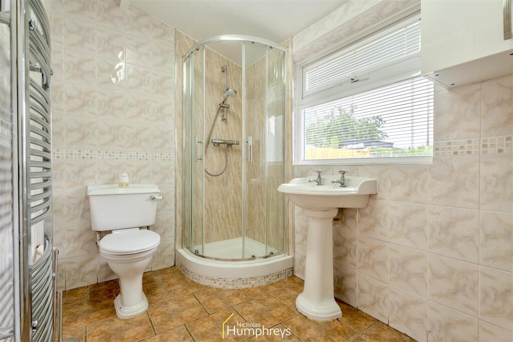 Additional image 19 of Horton