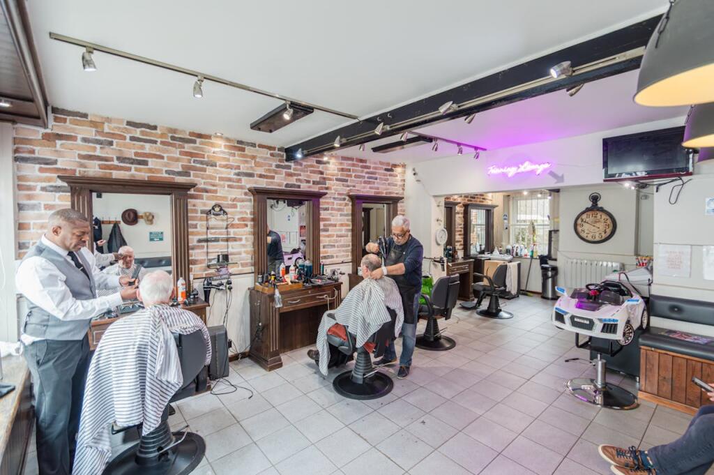 Additional image 9 of 61 High Street, Wimborne Minster, BH21 1HS