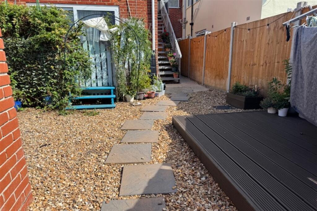 Additional image 7 of 1 bedroom Ground Floor Flat in Southbourne