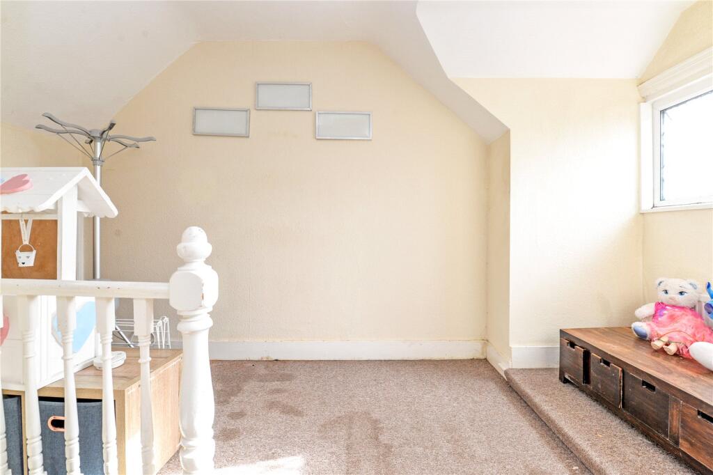 Additional image 8 of Mount Avenue, New Milton, Hampshire, BH25