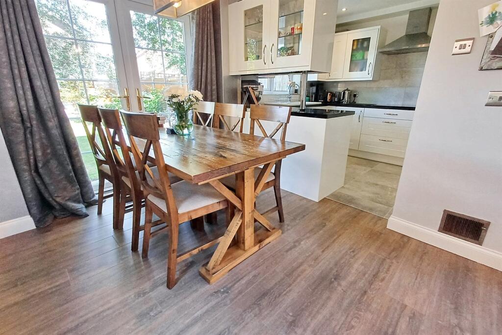 Additional image 5 of Verwood