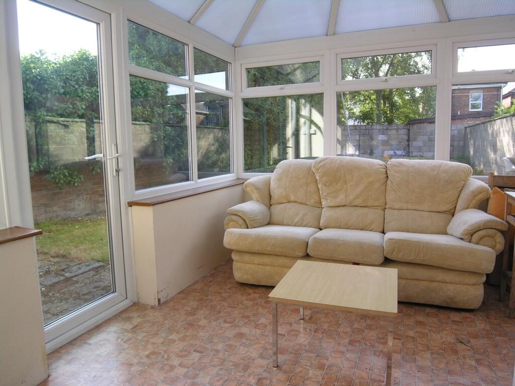 Additional image 2 of 5 bedroom Detached House in Winton